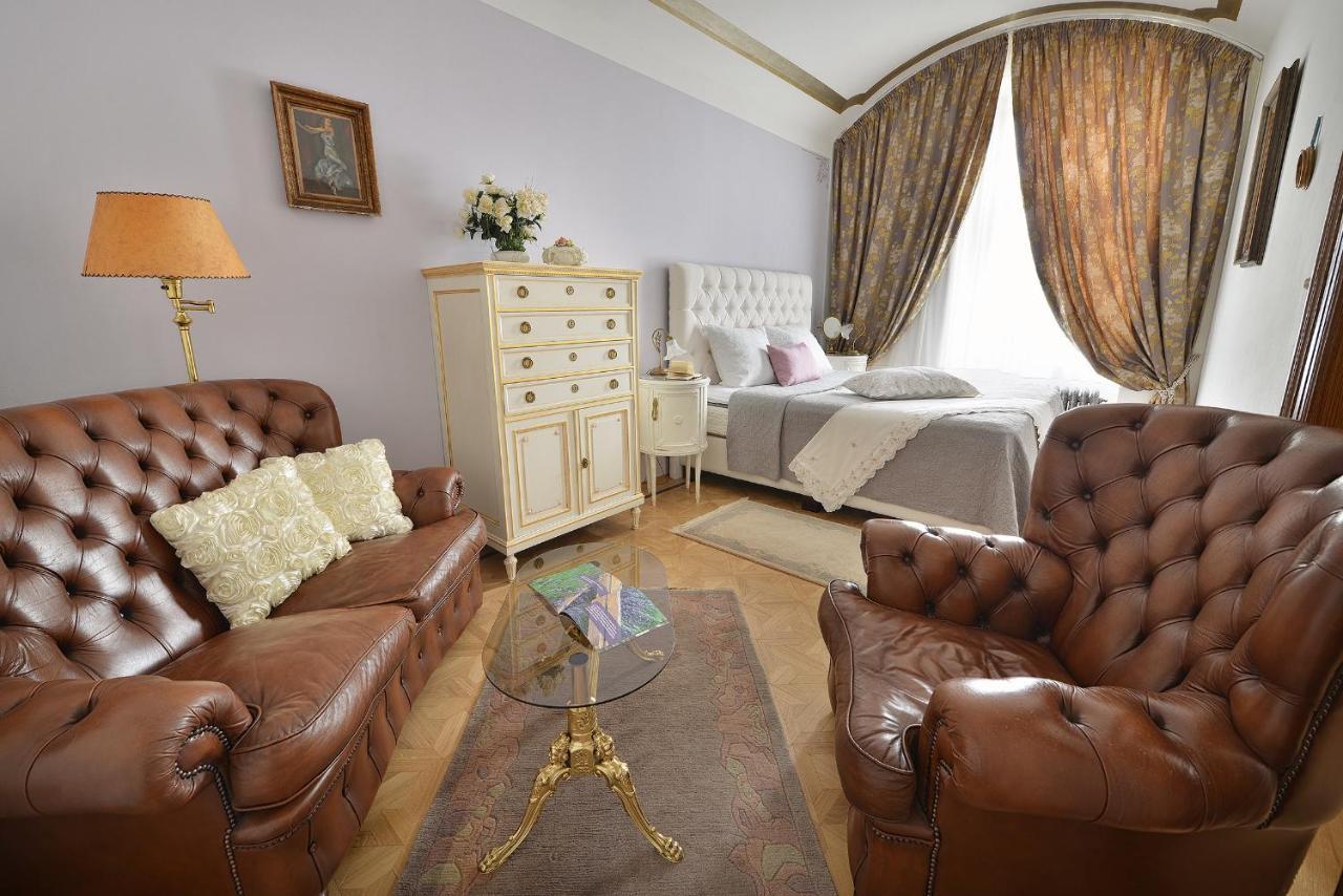 Apartman Dalia Janackovo Nabrezi Прага Экстерьер фото