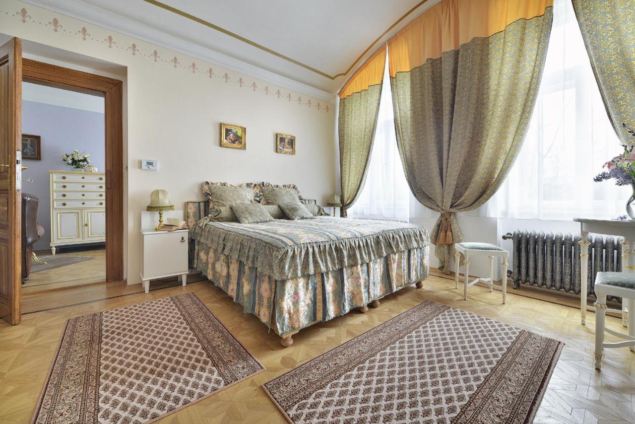 Apartman Dalia Janackovo Nabrezi Прага Экстерьер фото
