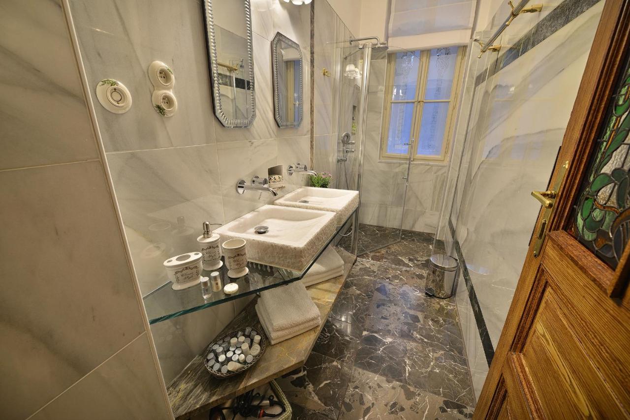 Apartman Dalia Janackovo Nabrezi Прага Экстерьер фото