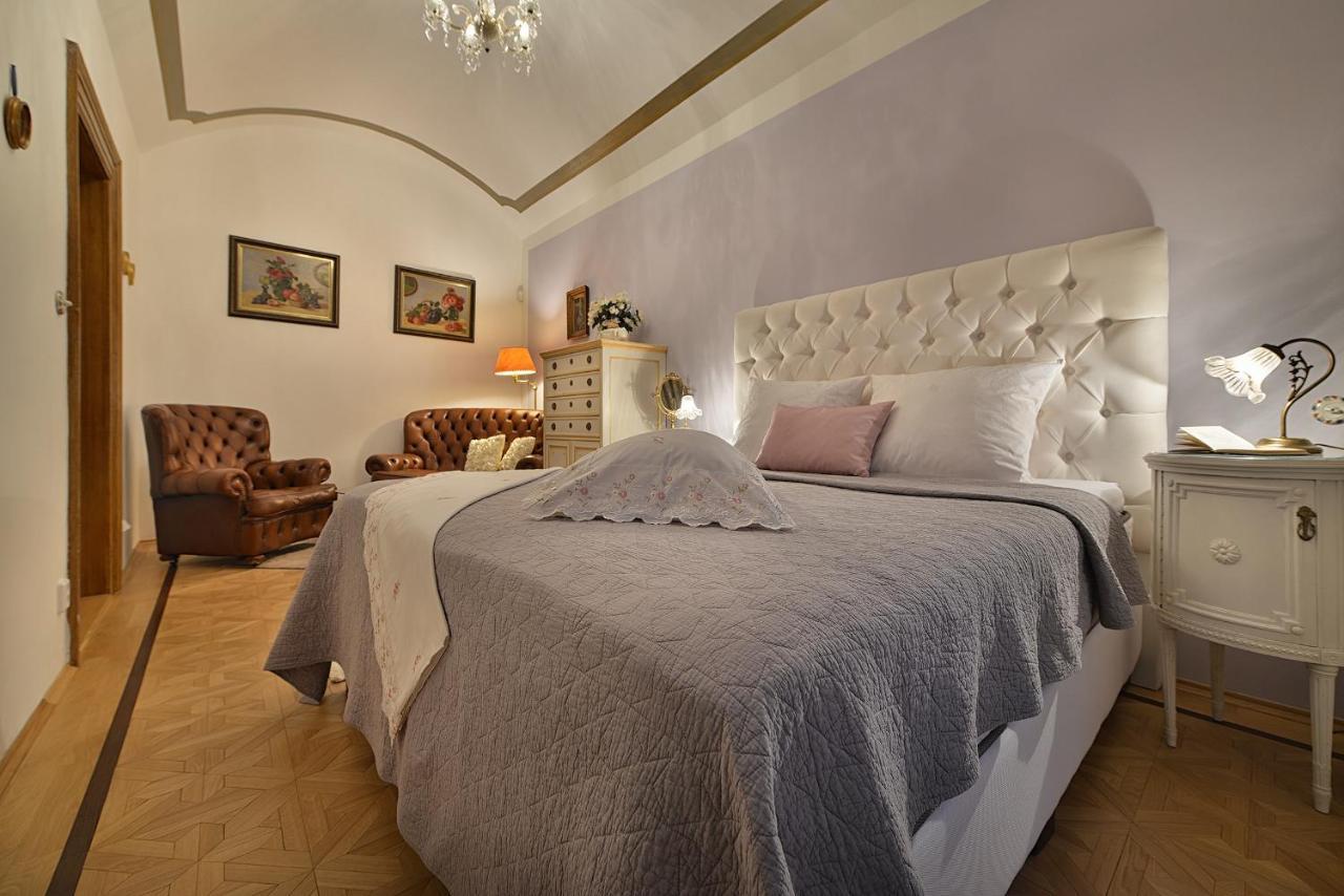 Apartman Dalia Janackovo Nabrezi Прага Экстерьер фото