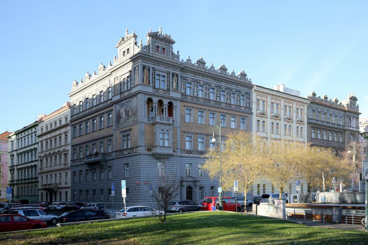 Apartman Dalia Janackovo Nabrezi Прага Экстерьер фото